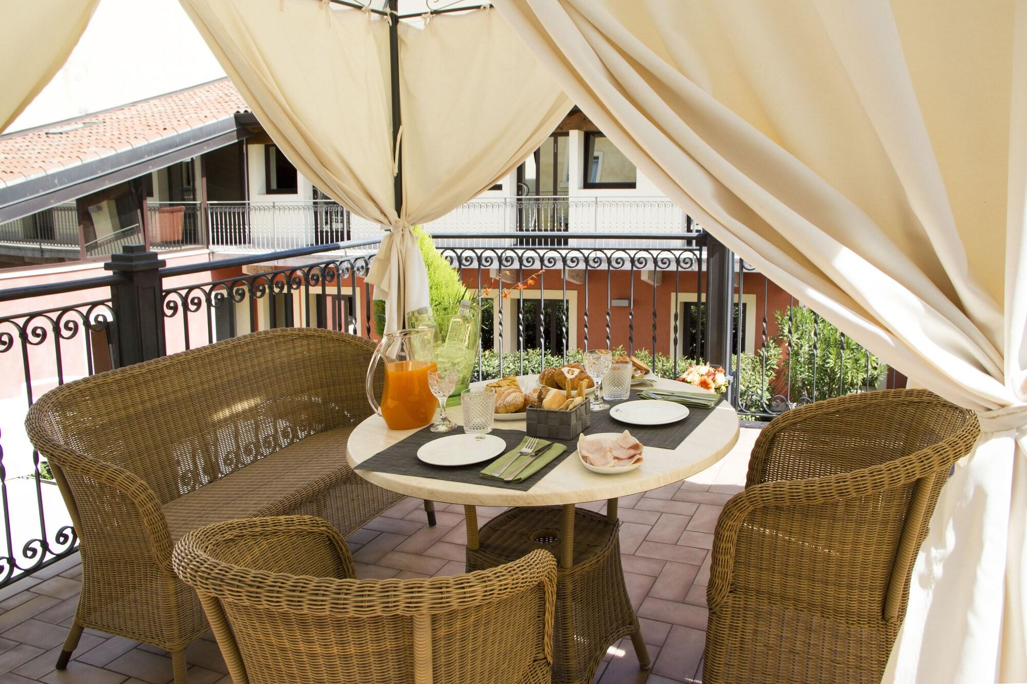 Hotel Fontana Verona Ngoại thất bức ảnh